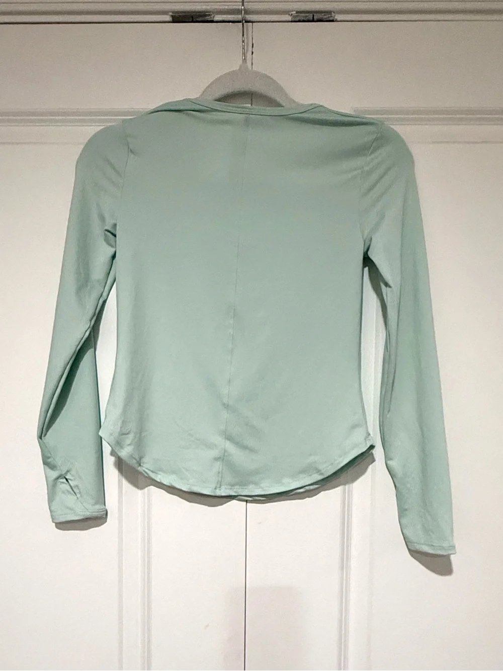 Light Mint Long-Sleeve Girls Performance Top